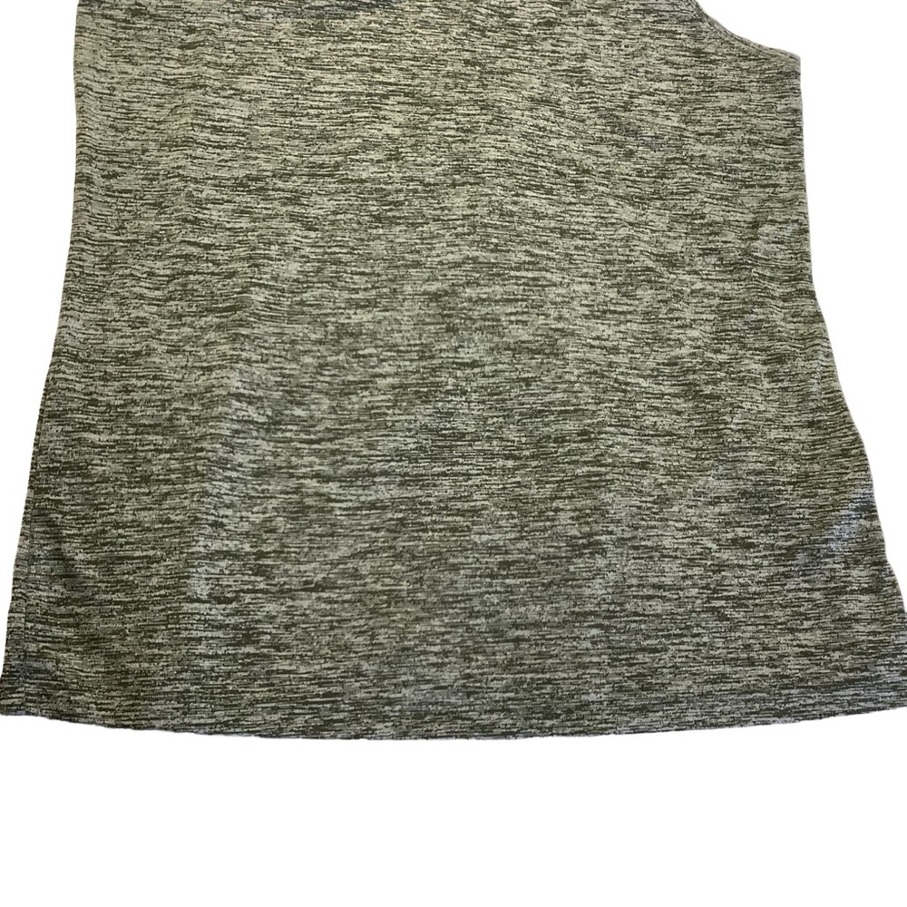 Grey Racerback Under Armor Tank Top size tag missing - Picture 4 of 10
